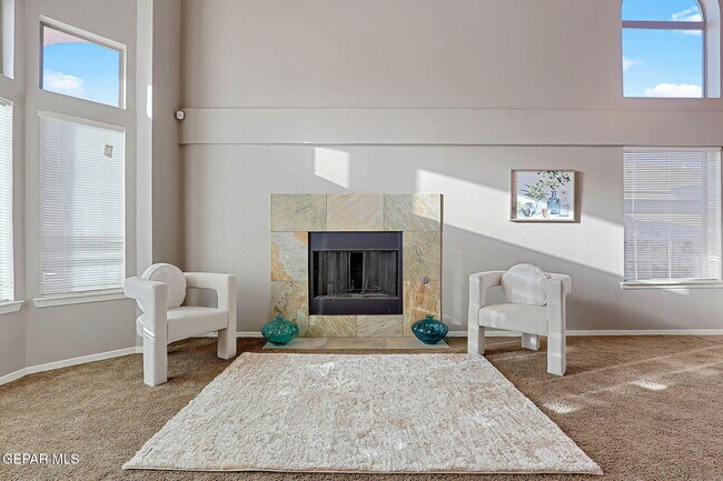 Foto del edificio - 1290 Hidden Bend Pl