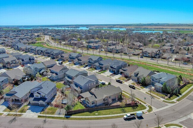 Foto del edificio - 2406 Spruce Creek Dr