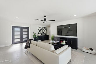 Building Photo - 6420 E Virginia Ave