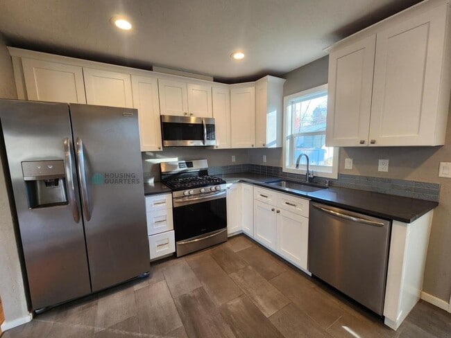 Foto del edificio - 1108 E 37th Ave