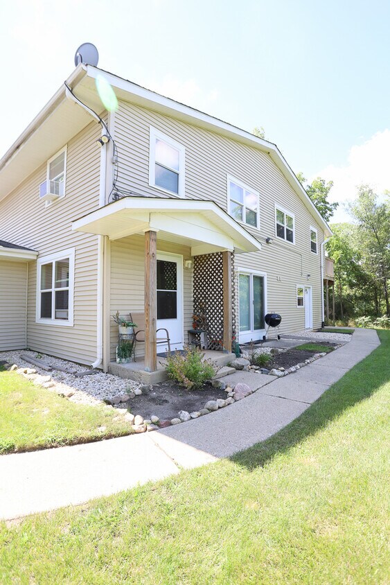 542 N Carol Ln, Round Lake, IL 60073 House Rental in Round Lake, IL