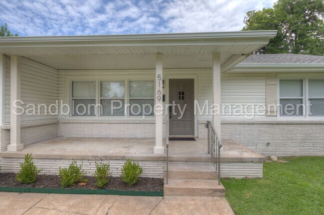 Foto del edificio - For Lease | $1300 Rent | Available Now!