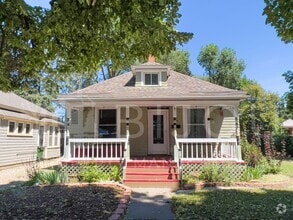 Building Photo - 720 E Uintah St