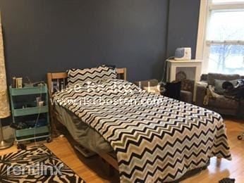 Building Photo - 3 br, 1 bath  - 1793 Beacon St #3