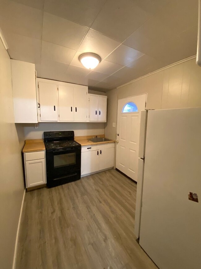 Foto del edificio - 321 Caroline St