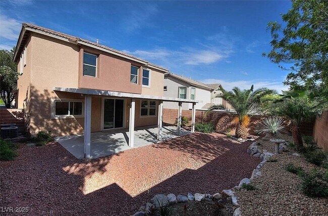 Building Photo - 581 Caribbean Palm Dr
