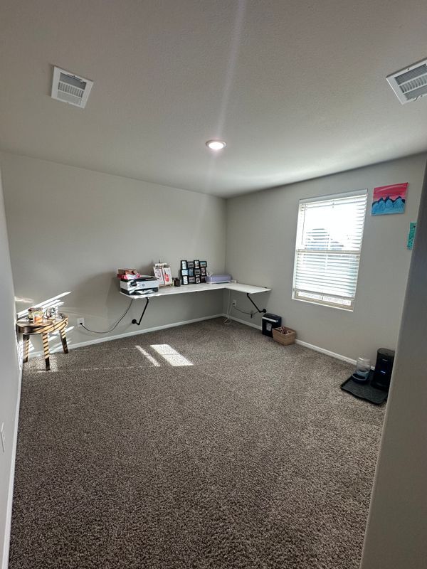 Building Photo - 6212 Oracle Dr