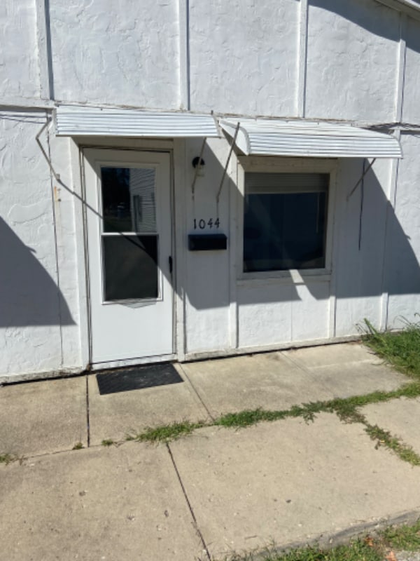 Building Photo - 1044 Walnut St