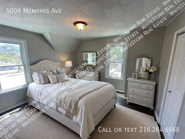 Foto del edificio - 4 bedroom home ready now!