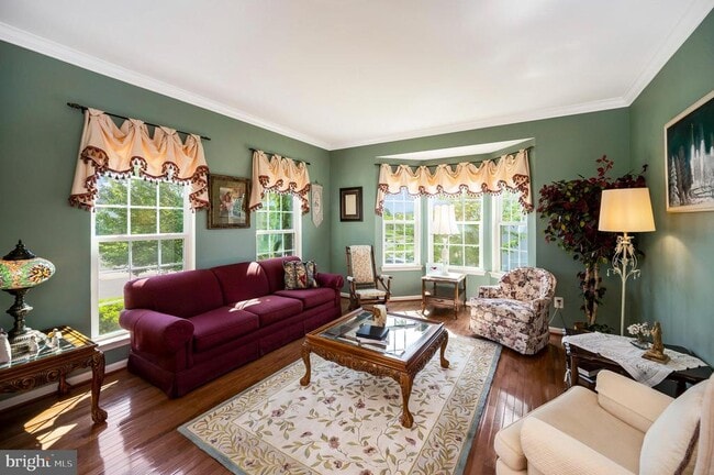 Foto del edificio - 7519 Edington Dr