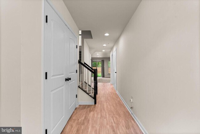 Building Photo - 8234 Carinoso Way