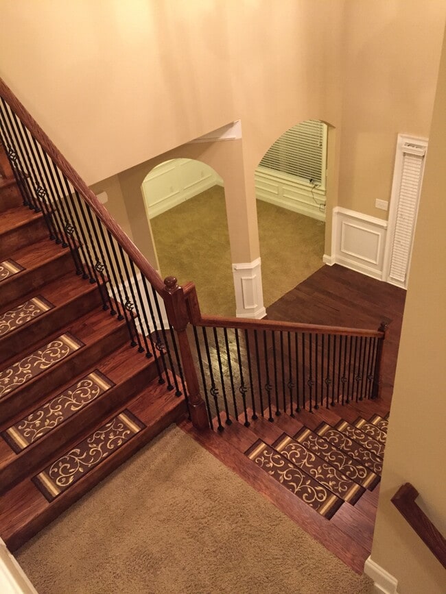 Building Photo - 319 Haywood Dr