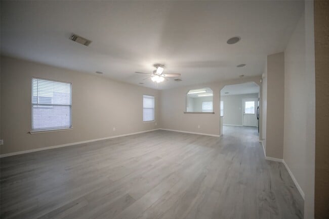 Building Photo - 3106 Centennial Village Dr