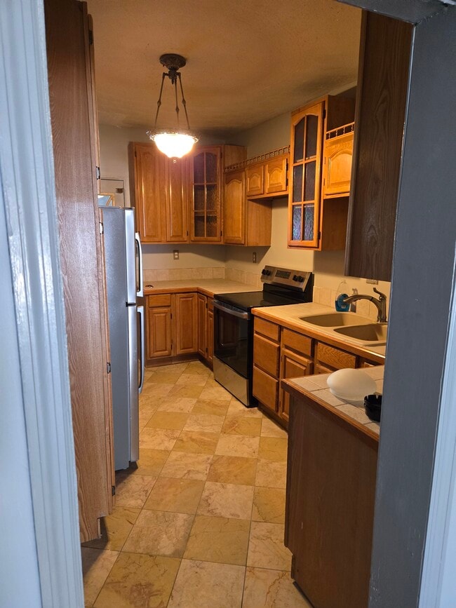 Building Photo - 345 W 3rd St