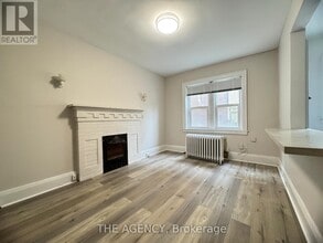 Building Photo - 846-846 Broadview Ave