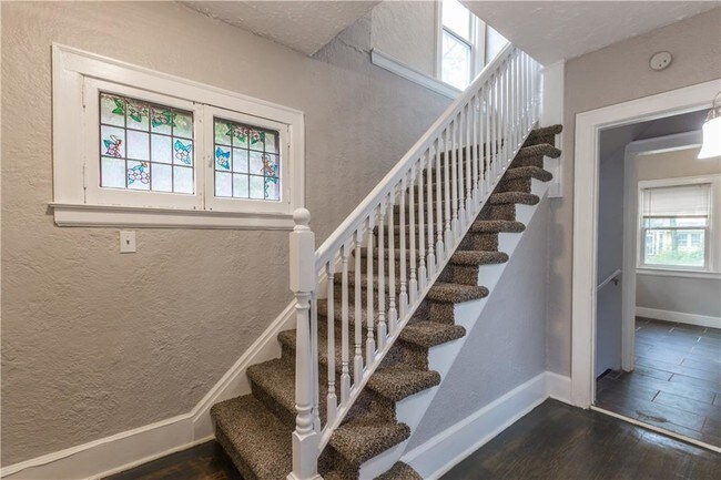 Building Photo - 14955 Penrod St
