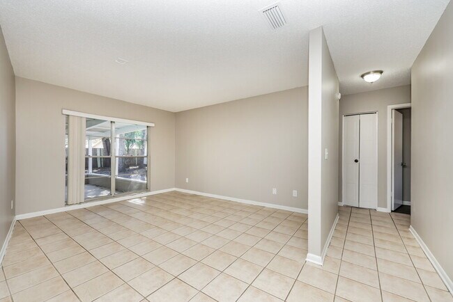 Building Photo - 16536 Forestlake Dr
