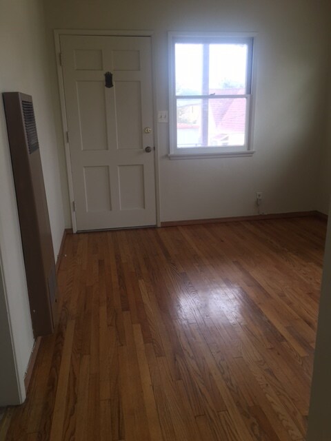 living room - 3201 Madera Ave