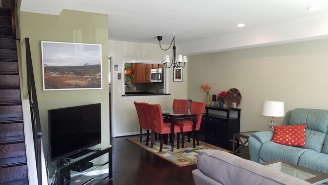dining room - 3817 Keller Ave