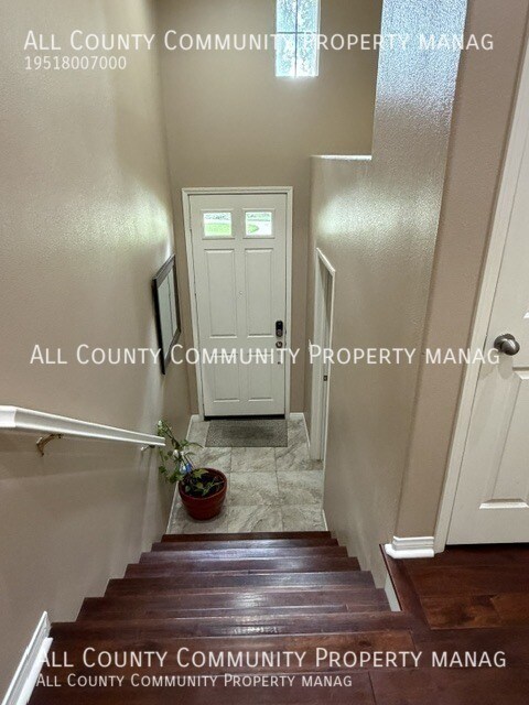 Foto del edificio - 315 W Linden Dr