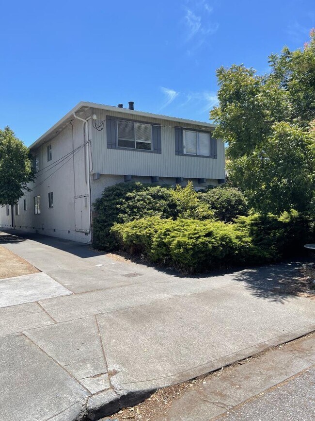 Foto del edificio - 2928 Magliocco Dr,