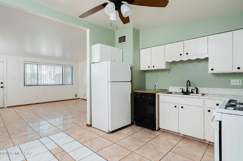 Foto principal - 803 E Holaway Dr