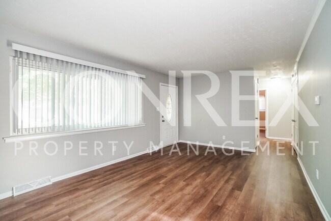 Building Photo - Adorable Columbus Home