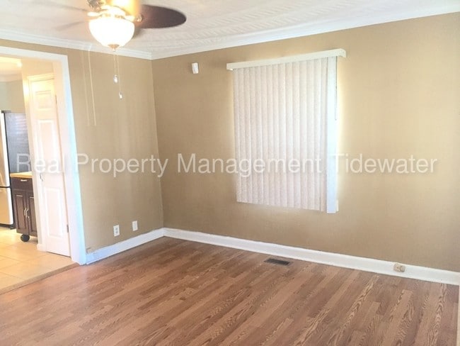 Building Photo - UPDATED SINGLE FAMILY HOME IN N. FOX HALL!!