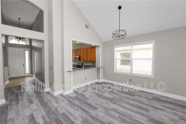 Building Photo - 30816 Pumpkin Ridge Dr