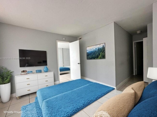 Foto del edificio - 2175 NE 170th St