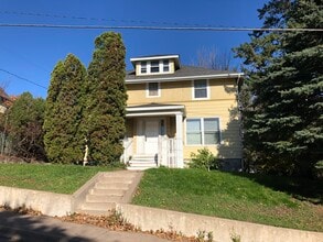 Building Photo - 512 N 19th Ave E