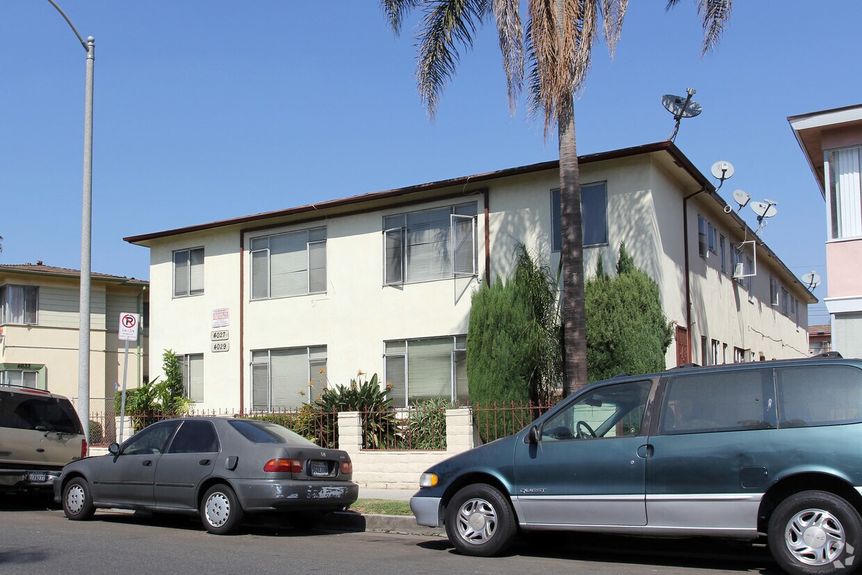 Foto del edificio - 4027 Palmwood Dr