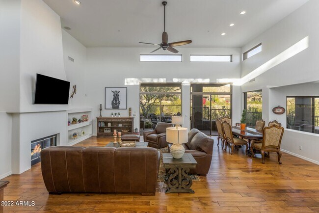 Foto del edificio - 12321 N 136th St