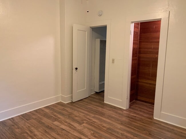 Foto del edificio - 2 bed/1 ba cottage - downtown Yuba City area