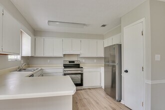 Building Photo - 4529 Caliburn Way
