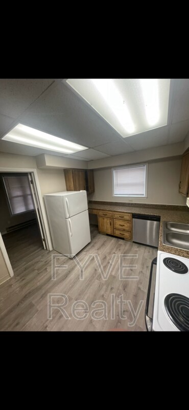 Foto del edificio - 890 Duncan Ave
