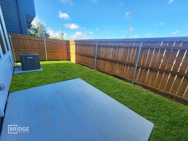 Building Photo - OXFORD-33175 Oak Heights Pl, Magnolia, TX ...
