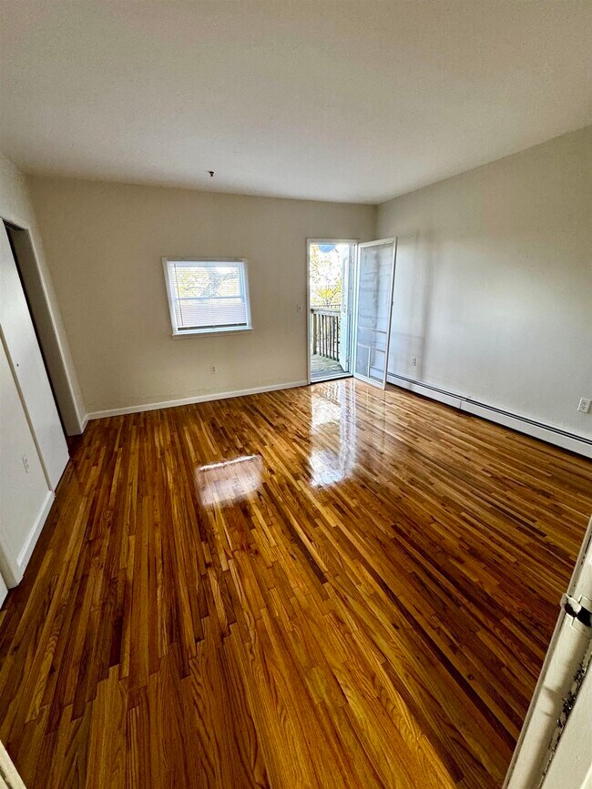 Foto del edificio - 724 Ocean Ave