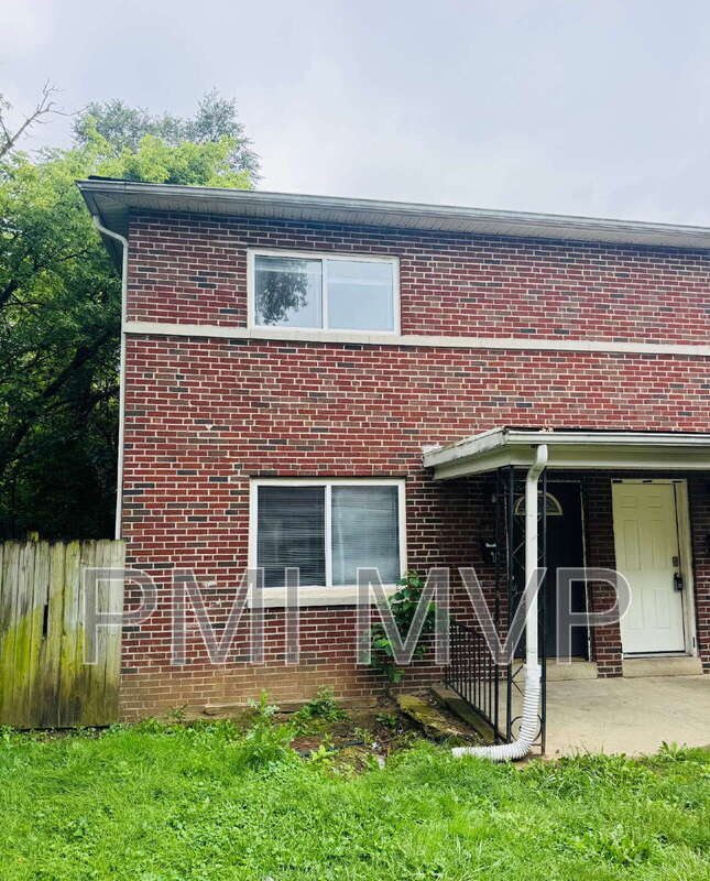 Primary Photo - 830 S Harris Ave