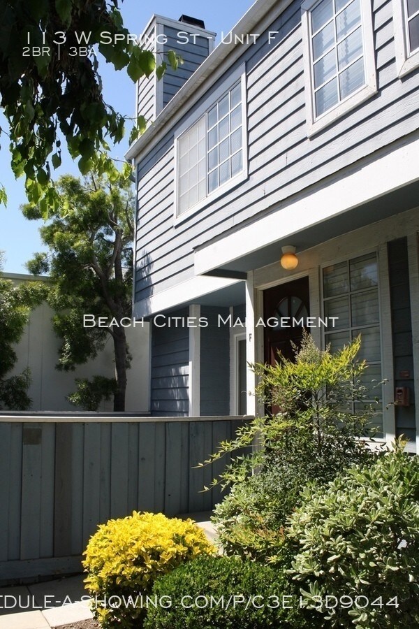 Building Photo - 113 W Spring St