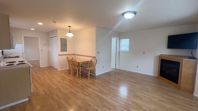 Foto del edificio - 1860 Beach Dr