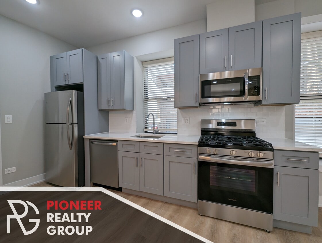 Foto principal - 440 W Belden Ave