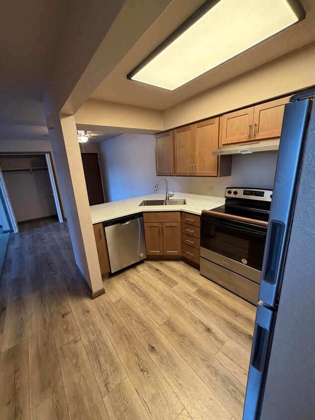 Foto del edificio - Regency Apartments