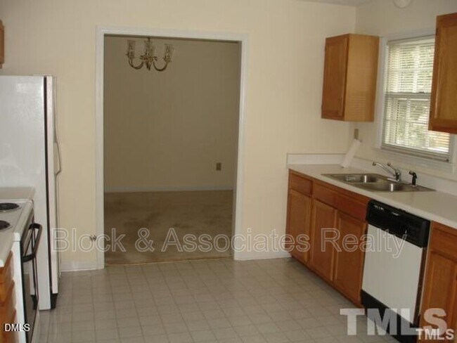 Foto del edificio - 311 Wax Myrtle Ct