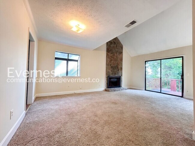 Foto del edificio - 1174 Ridgecrest Ln SE