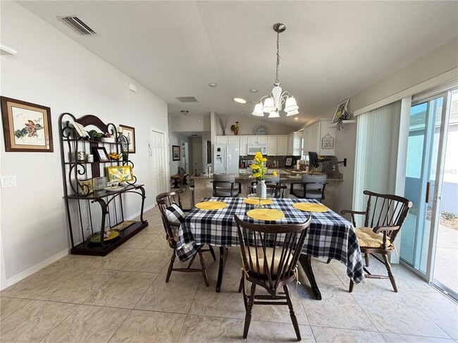 Building Photo - 1963 Ladyfish Ave