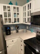 Building Photo - 4140 Breezewood Dr