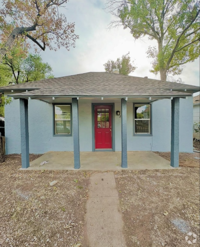 Building Photo - 2415 W Vermijo Ave