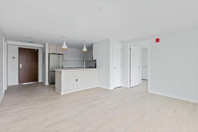 Building Photo - 22 Soden St