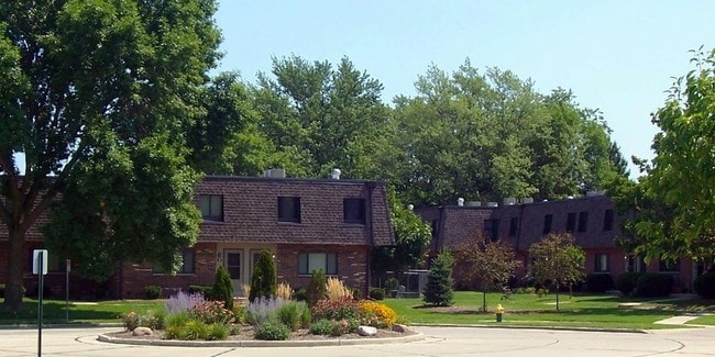 Exterior - Lighthouse Point Townhomes